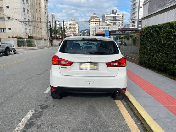 MITSUBISHI ASX 2.0 4X2 16V GASOLINA 4P AUTOMÁTICO MITSUBISHI ASX 2.0 4X2 16V GASOLINA 4P AUTOMÁTICO